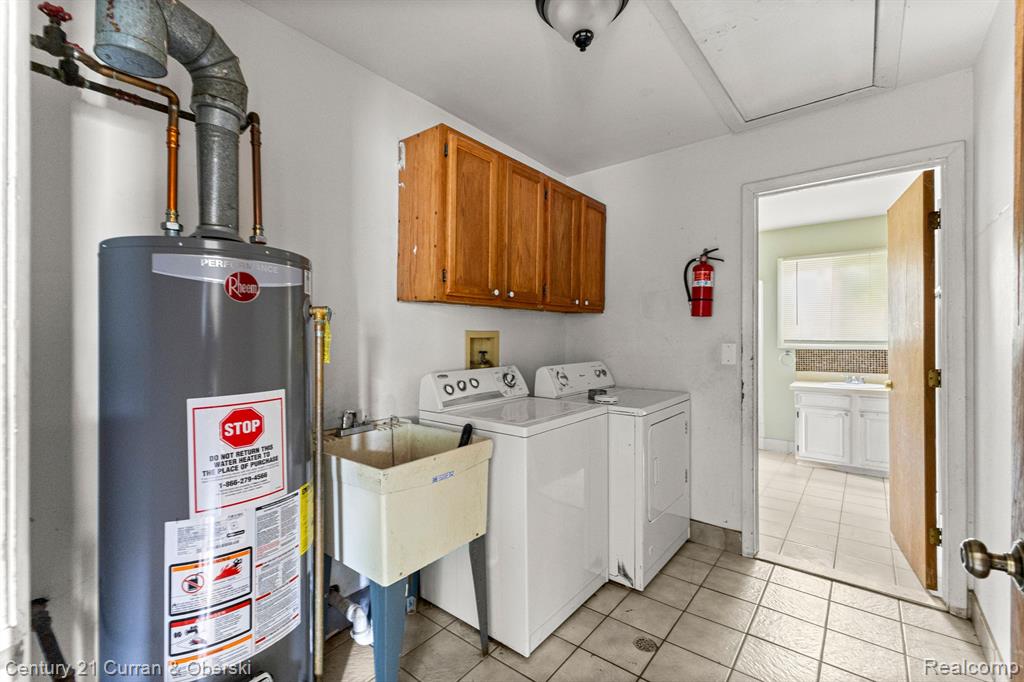 80 E MAHAN Avenue, Hazel Park, MI 48030 — Photo 25
