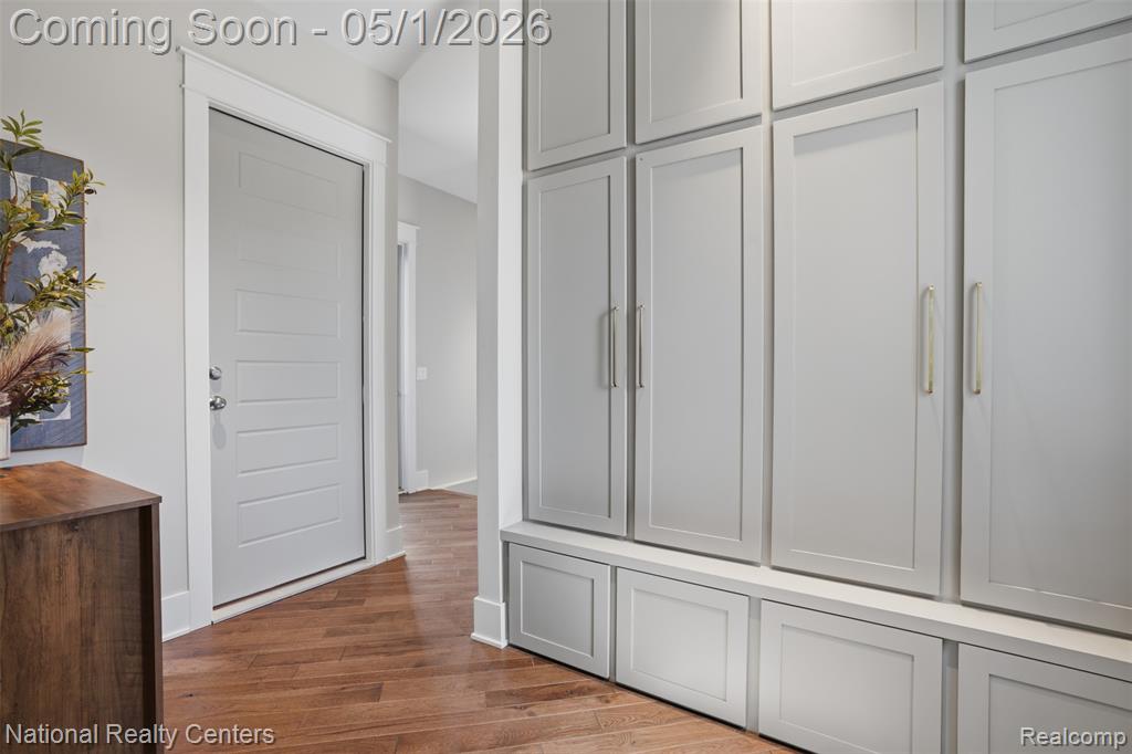2947 7 Mile Road, South Lyon, MI 48178 — Photo 47