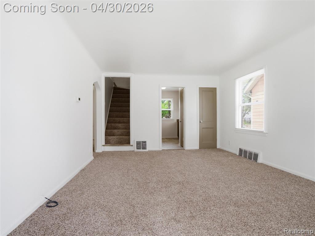 196 Luther Avenue, Pontiac, MI 48341 — Photo 2