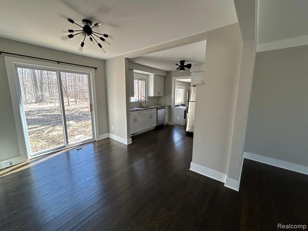 50110 CEDARGROVE Road, Shelby Twp, MI 48317 — Photo 7