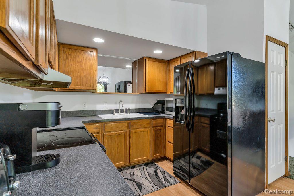 308 LEGRANDE Street, Holly, MI 48442 — Photo 11