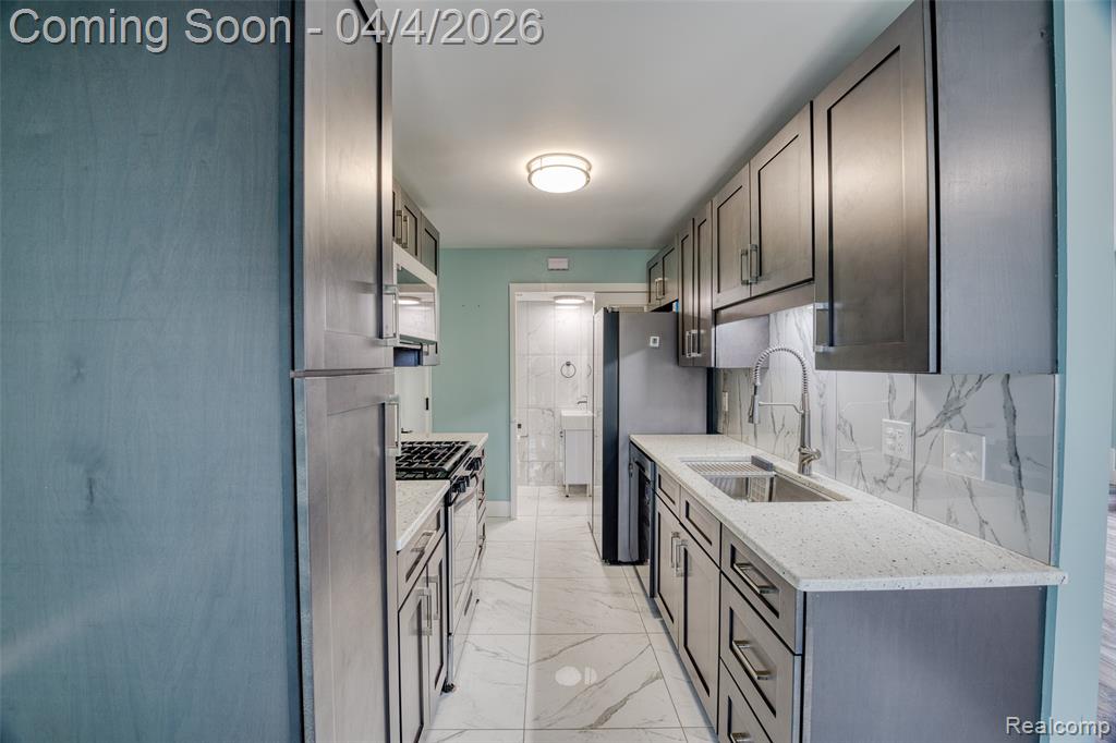 23532 Stonehenge Boulevard, Novi, MI — Photo 13