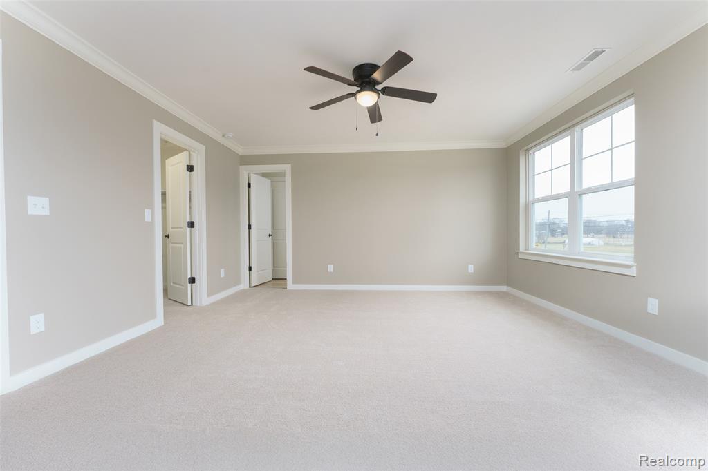 539 Wildwood Drive, Owosso, MI 48867 — Photo 20