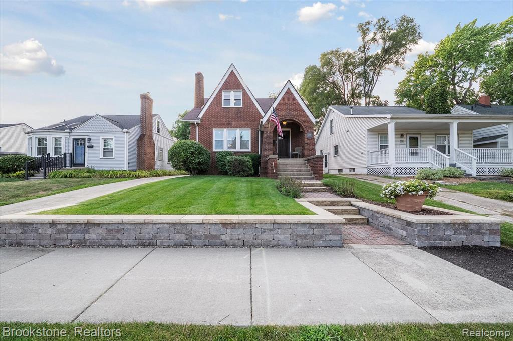 718 Irving Avenue, Royal Oak, MI 48067 — Photo 3