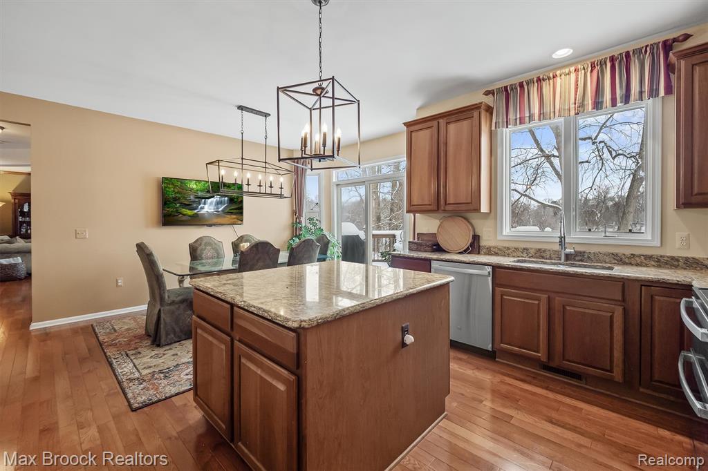6144 Strawberry Circle, Commerce Twp, MI 48382 — Photo 19