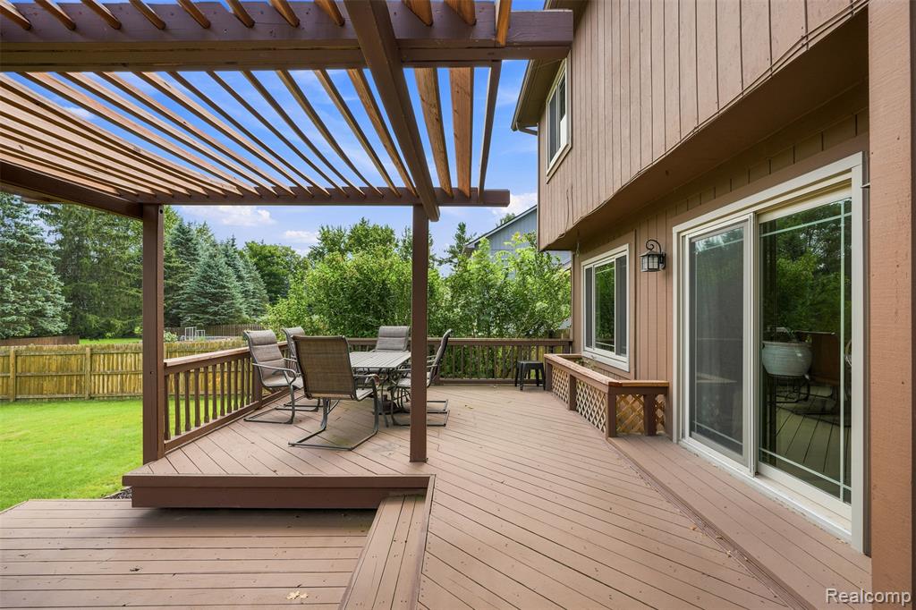10780 Oxbow Lakeshore Drive, White Lake, MI — Photo 36