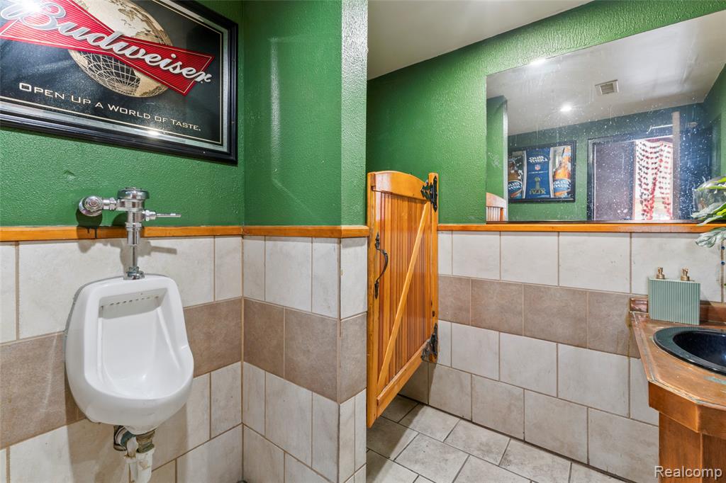 6538 Michigan Avenue, Detroit, MI 48210 — Photo 26