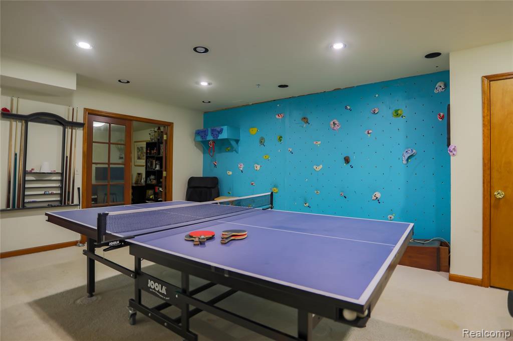 810 Box Canyon Court, Rochester Hills, MI 48309 — Photo 43