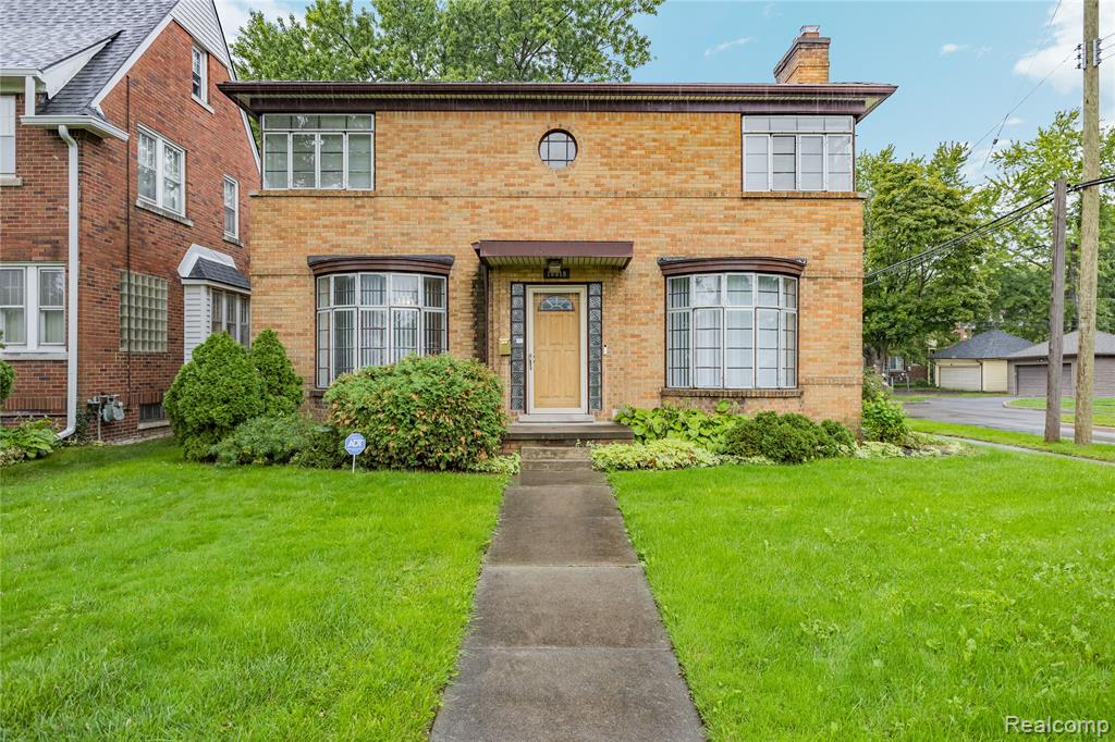 15515 N 15551 Ashton Road W, Detroit, MI 48223