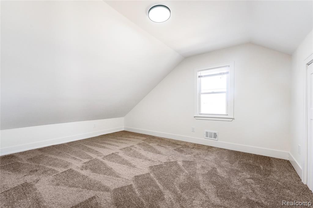 8659 Essex Avenue, Warren, MI 48089 — Photo 24