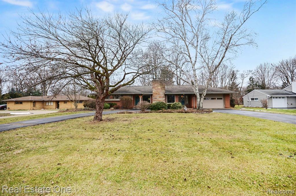 8887 Morrison Avenue, Plymouth, MI 48170 — Photo 2