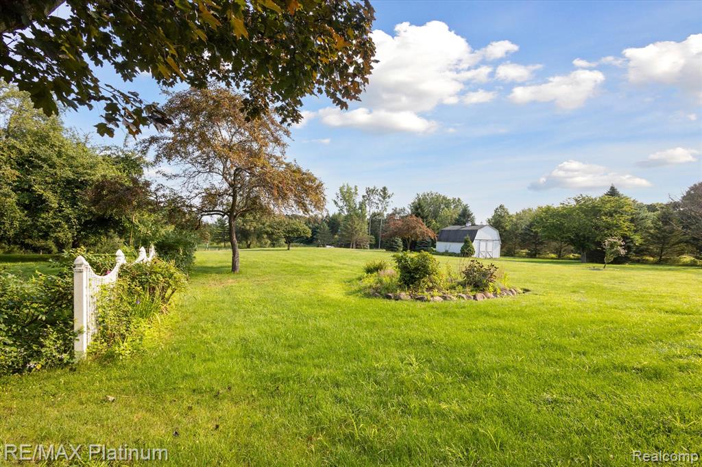 11522 Roberts Road, Stockbridge, MI 49285 — Photo 43