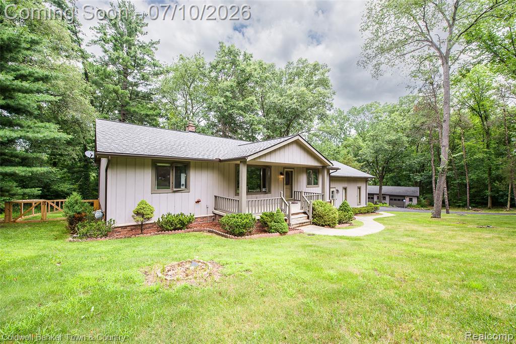 5211 Strawberry Lake Road, Whitmore Lake, MI 48189 — Photo 2