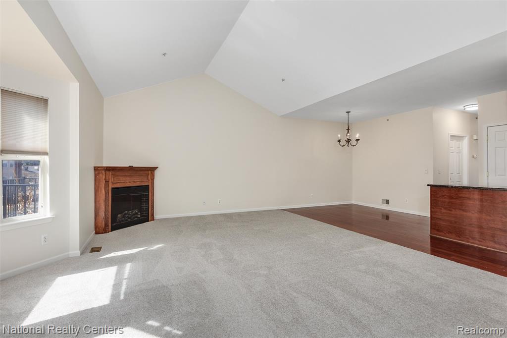 41582 Hamlet Lane, 68, Novi, MI — Photo 5