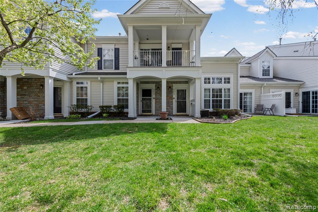 25899 Maritime Circle N, Harrison Township, MI — Photo 24