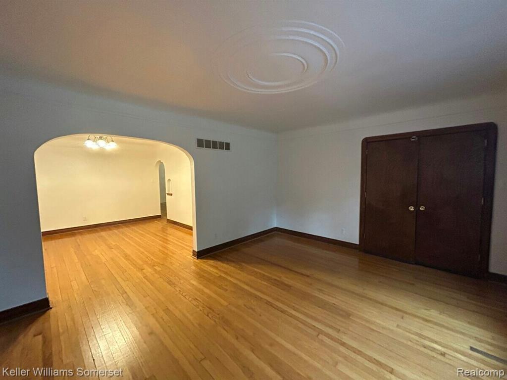 5115 Yorkshire Road, Detroit, MI 48224 — Photo 10