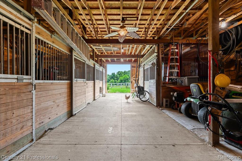 5255 Oak Hill Trail N, Commerce Twp, MI 48382 — Photo 58