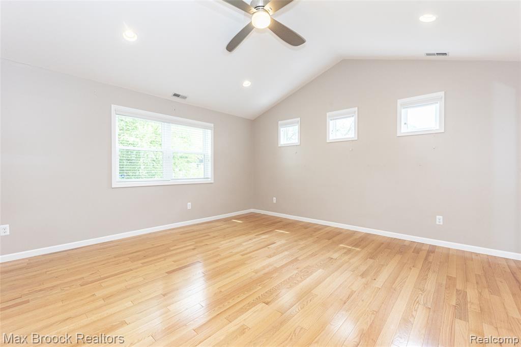 17426 Locherbie Avenue, Beverly Hills, MI 48025 — Photo 25