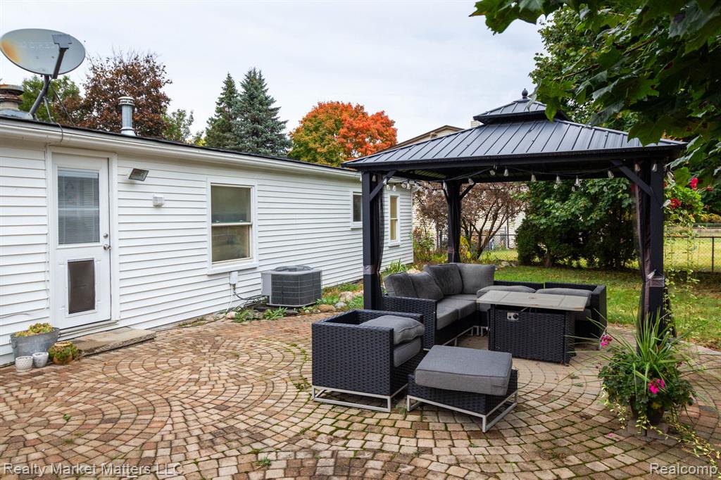 781 W Davison Lake Road, Oxford, MI 48371 — Photo 20