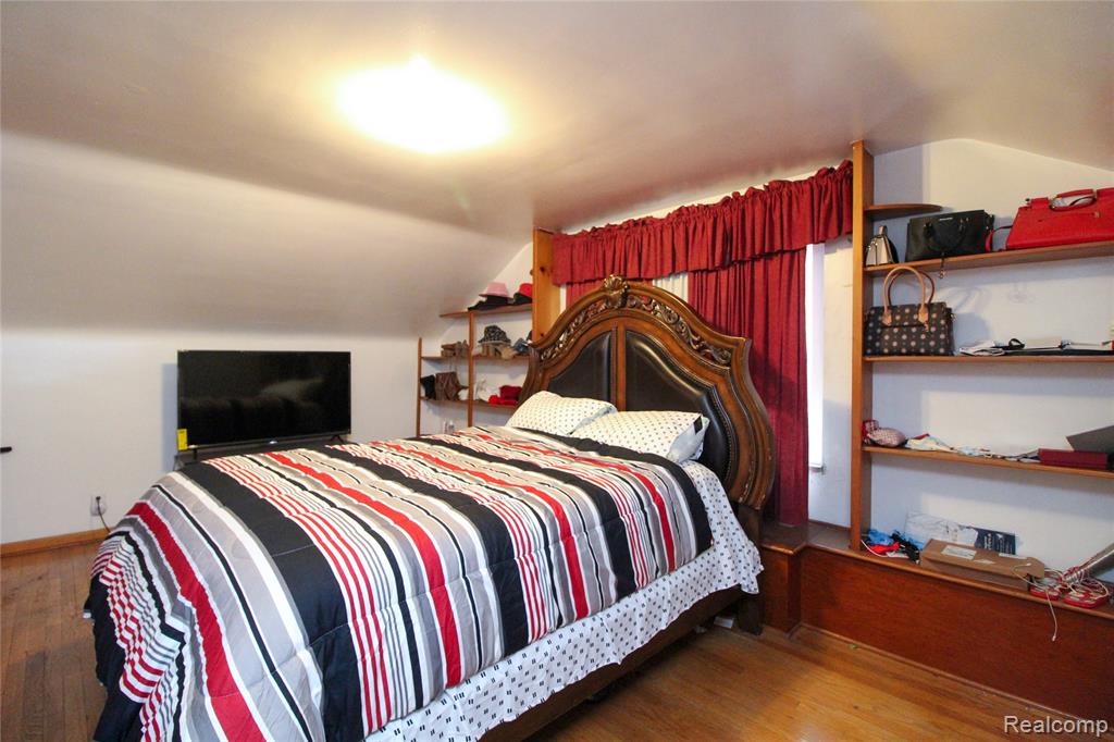 15611 Spring Garden Street, Detroit, MI 48205 — Photo 11