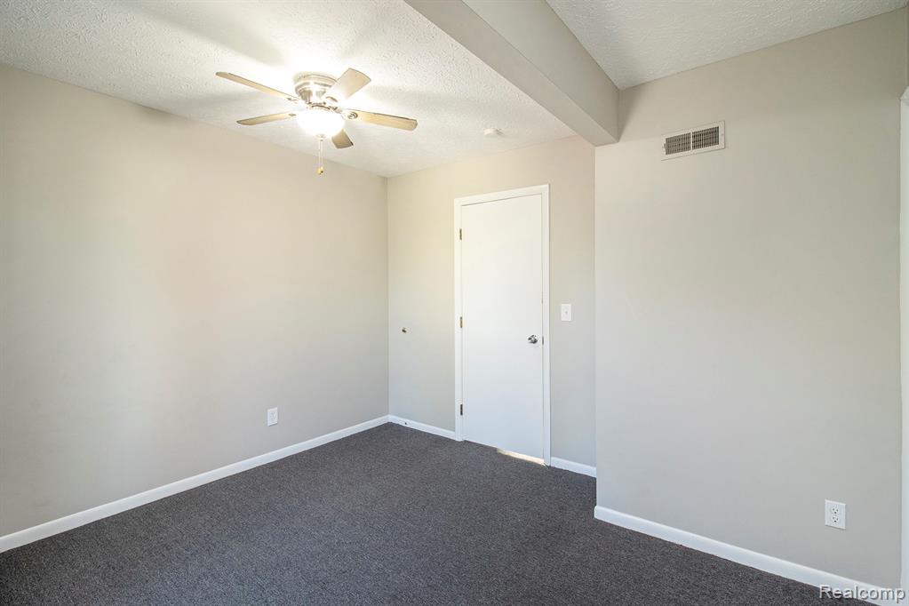 512 E Main Street, Pinckney, MI 48169 — Photo 23