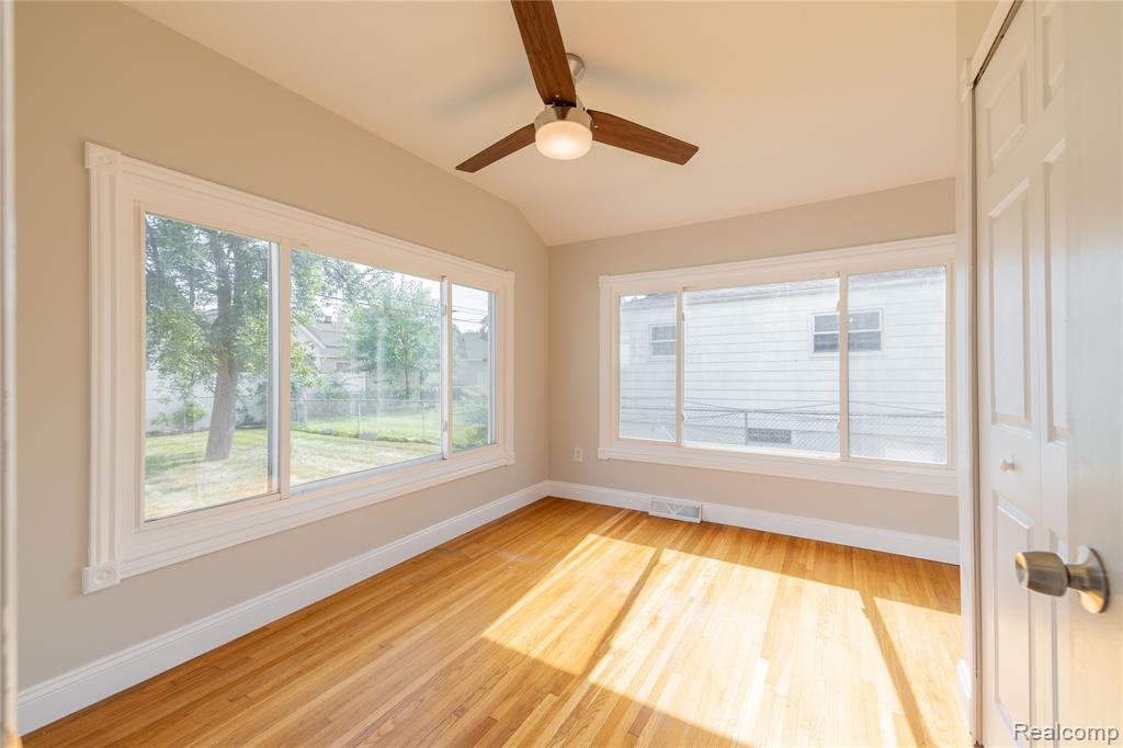 714 Park Avenue, Lincoln Park, MI 48146 — Photo 23