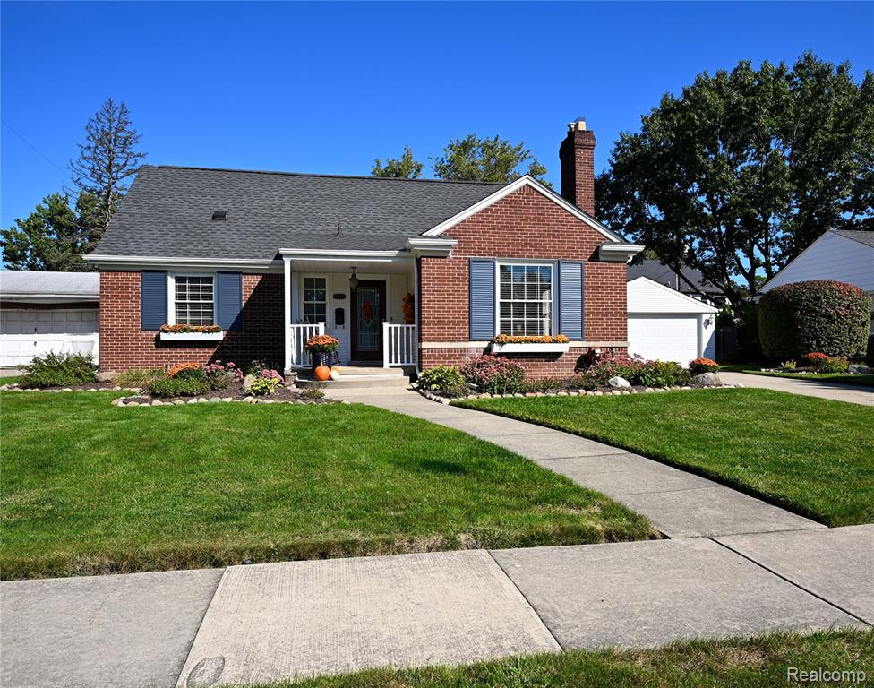 4444 Samoset Road, Royal Oak, MI 48073