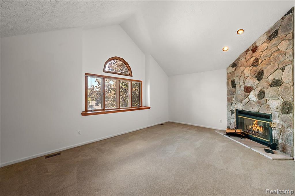 6583 RIDGEVIEW Drive, Clarkston, MI — Photo 29