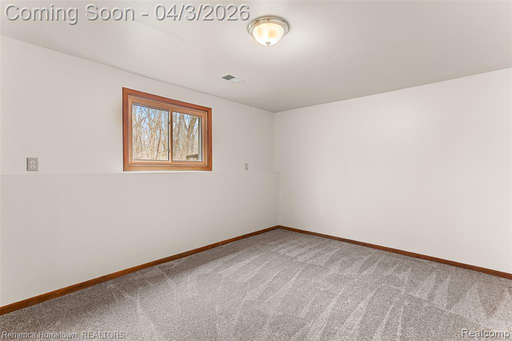 10618 Wolverine Drive, Pinckney, MI 48169 — Photo 20