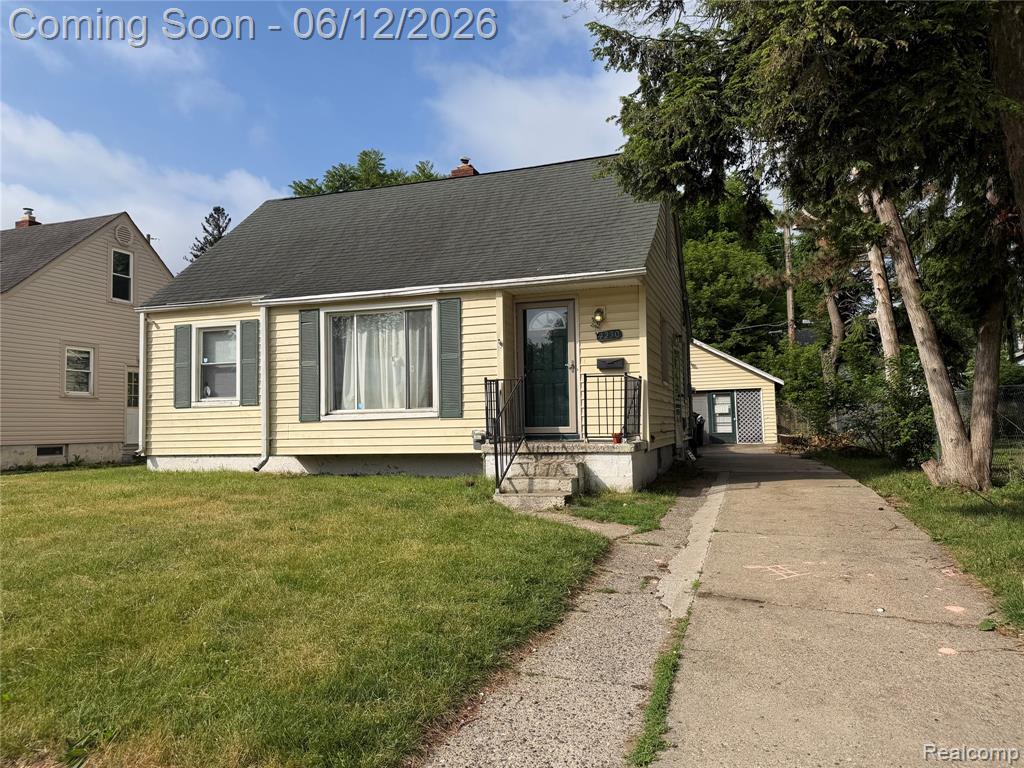 4230 CUSTER Avenue, Flint, MI 48507 — front exterior