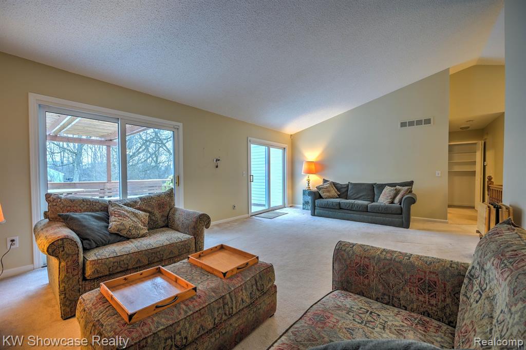 5806 KING JAMES, Waterford, MI 48327 — Photo 10