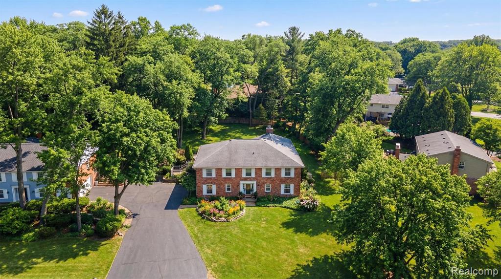 5067 Van Ness Drive, Bloomfield Hills, MI 48302 — Photo 37