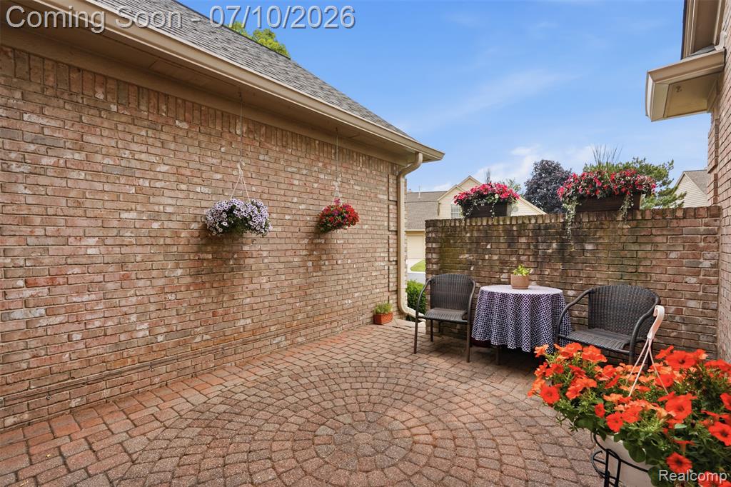 42675 Christina Drive, Sterling Heights, MI 48313 — Photo 38