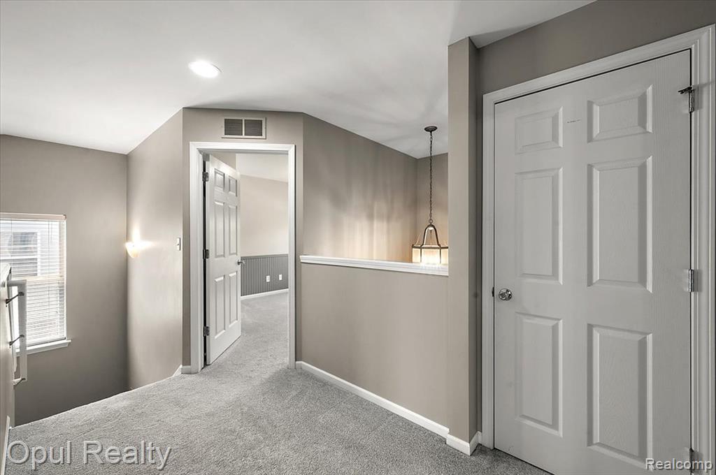 1978 Frances Way, Ypsilanti, MI 48198 — Photo 24