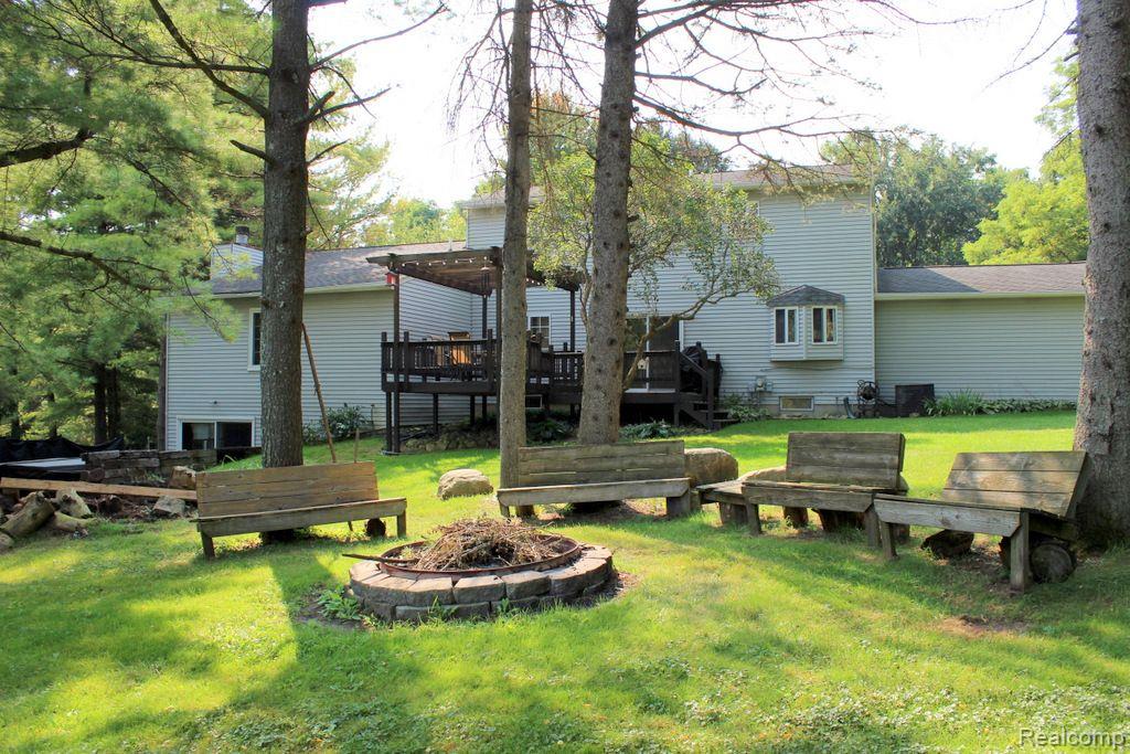 8620 RATTALEE LAKE Road, Clarkston, MI 48348 — Photo 34
