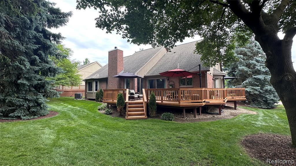 16795 Country Knoll Drive, Northville, MI 48168 — Photo 39