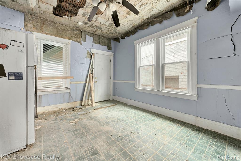 5593 CADILLAC Avenue, Detroit, MI 48213 — Photo 45