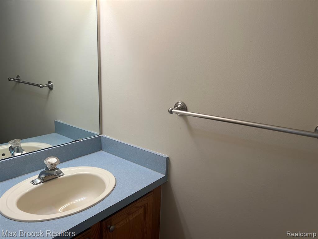 50432 BAY Run S, Chesterfield, MI 48047 — Photo 18