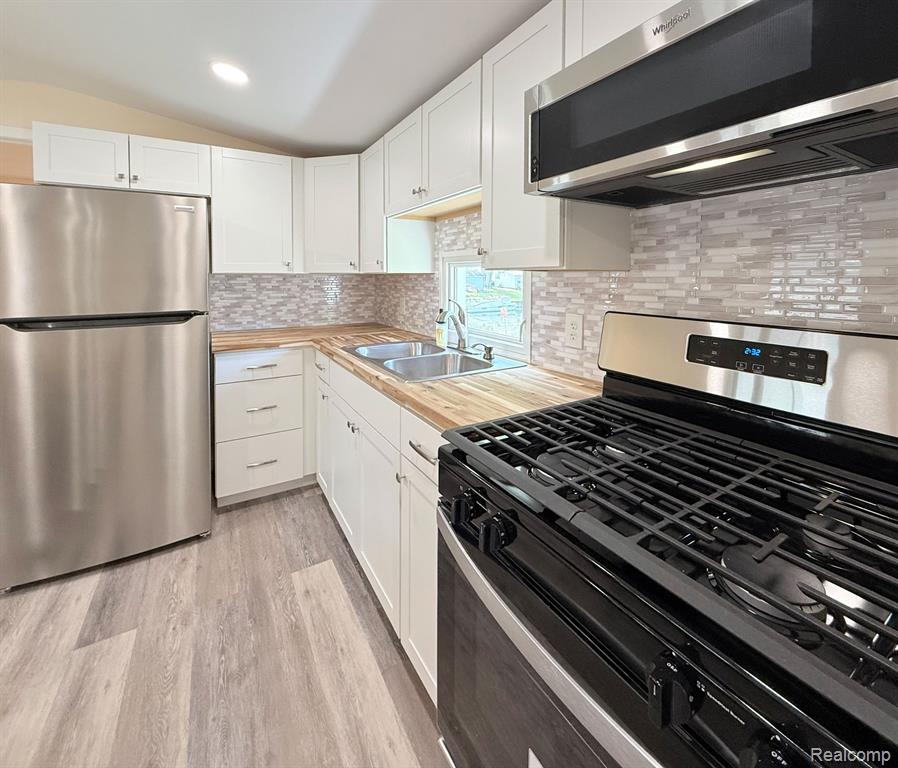 3026 Village Lane, Lot #63, Brooklyn, MI 49230 — Photo 3