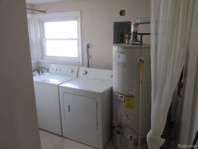 40 REGENTS Drive, Troy, MI 48084 — Photo 12