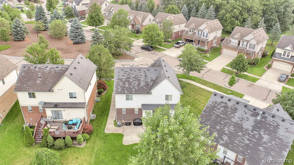 28285 COTTAGE Lane, New Hudson, MI 48165 — Photo 4