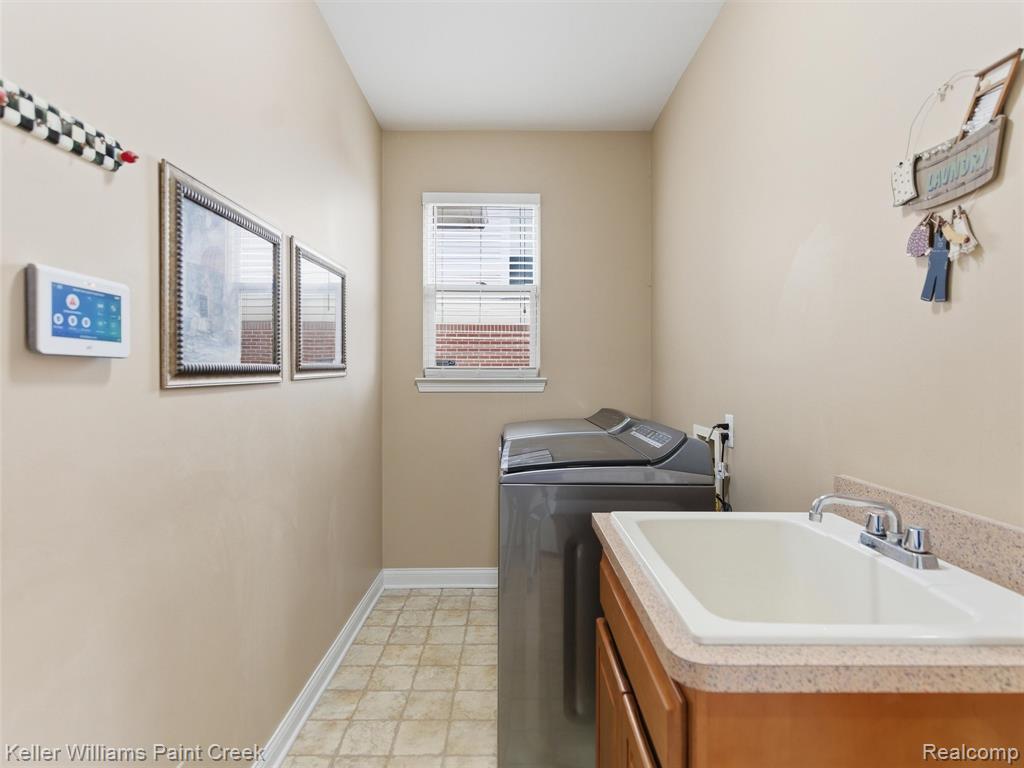 6731 Twickenham, Utica, MI 48317 — Photo 23