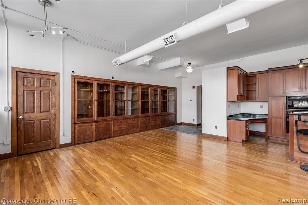1395 Antietam Avenue, 39, Detroit, MI 48207 — Photo 8