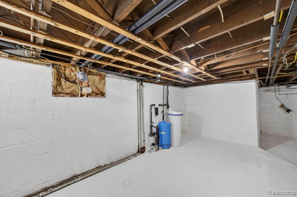 5300 Atlas Road, Grand Blanc, MI 48439 — Photo 35