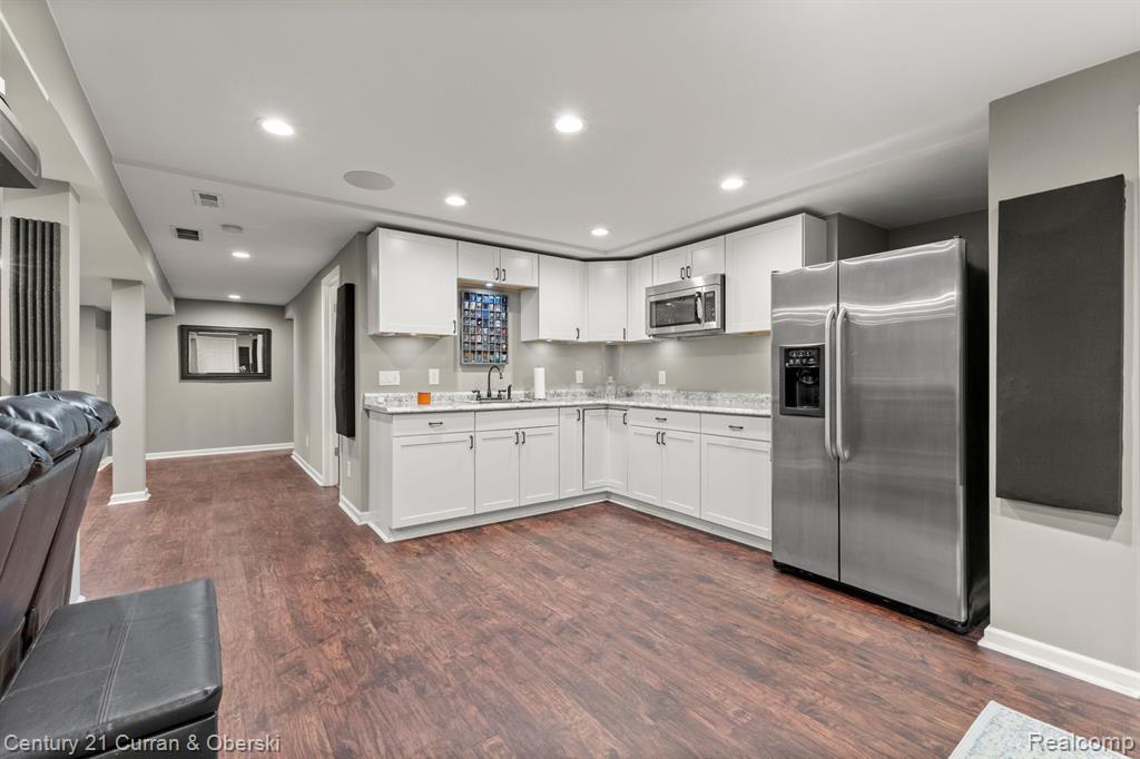 49957 JACKSON Lane, Canton, MI 48188 — Photo 39