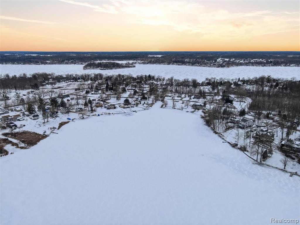 1393 Eden Gardens Drive, Fenton, MI 48430 — Photo 50