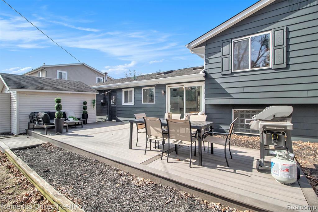 999 BYRON, Milford, MI 48381 — Photo 13