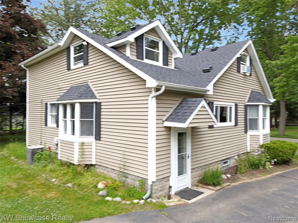 3980 Spencer Terrace, West Bloomfield, MI 48323 — Photo 5