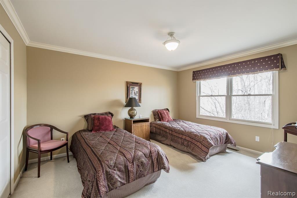 7252 Autumn Hill Drive, West Bloomfield, MI 48323 — Photo 49