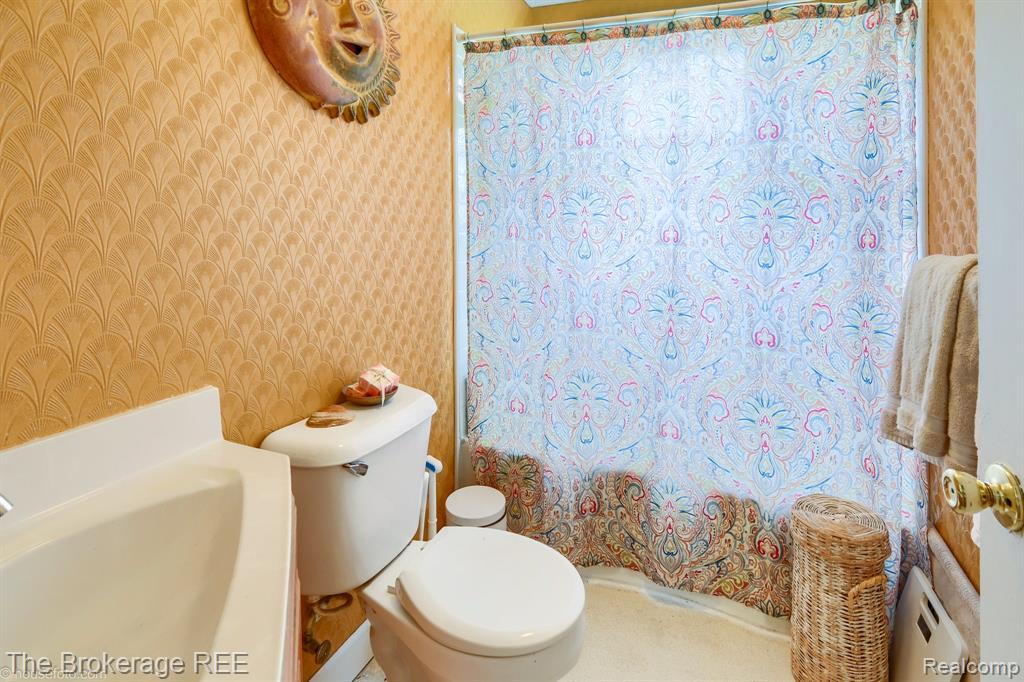 8439 Burpee Road, Grand Blanc, MI 48439 — Photo 31